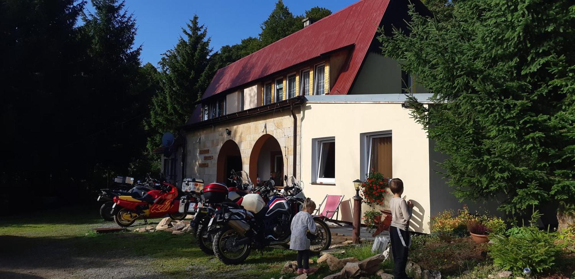 Zbójnicka Chata Zieleniec (Klodzko) Exterior foto